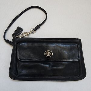 Vintage COACH Black Leather Legacy Turnlock Wristlet